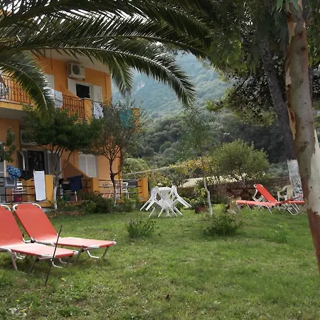 George's Aparthotel *